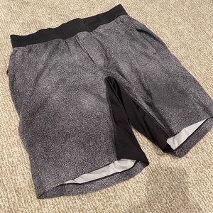 Lululemon Mens THE lined 9 inch short